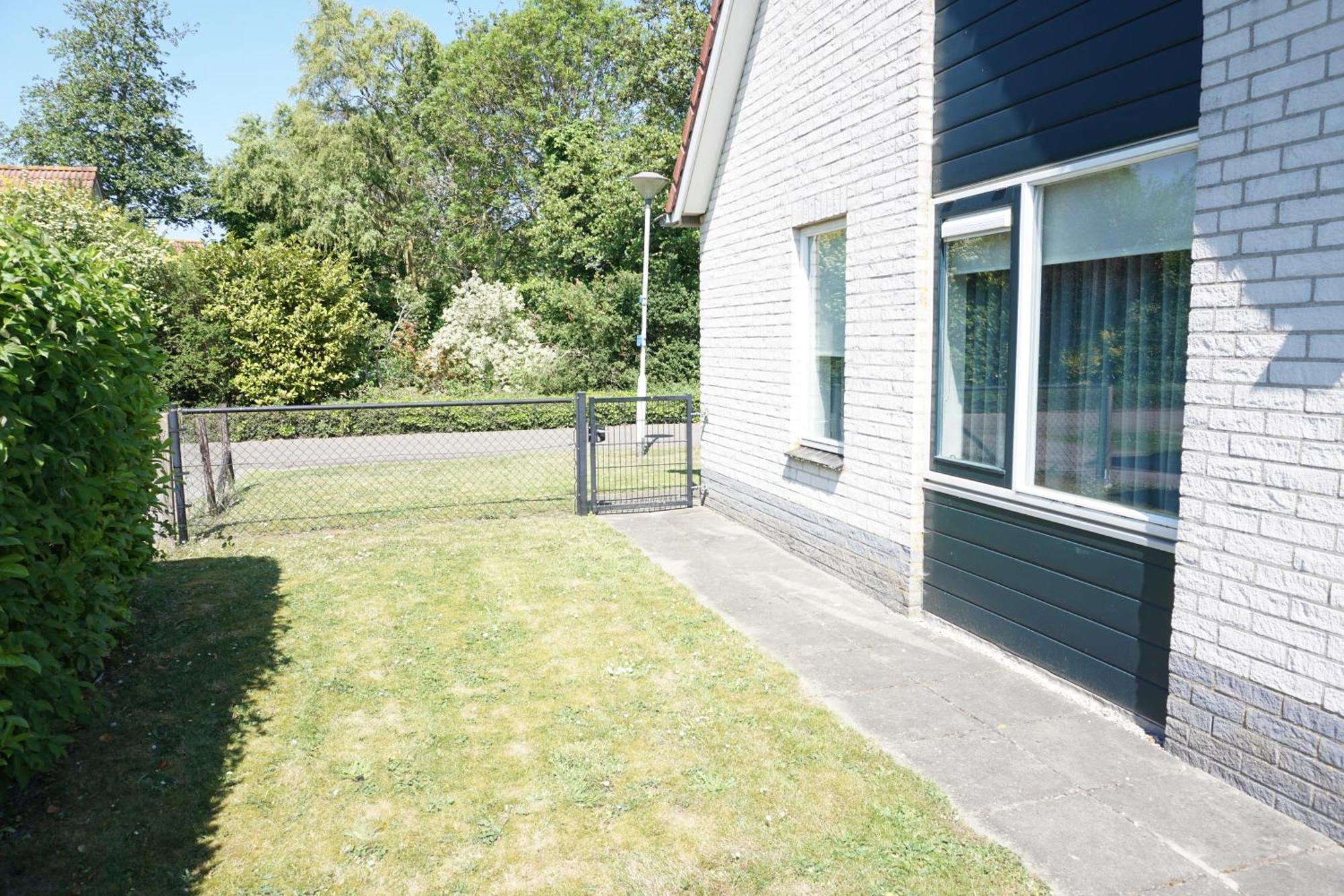 Holiday home Kustverhuur Park Schoneveld Stern 228, Gerenoveerd April 2025